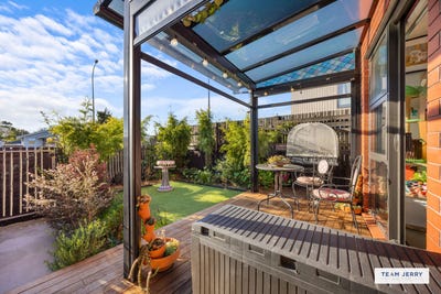 /international/nz/64-te-tihi-street-wiri-auckland-380119860410/