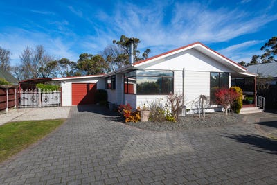 /international/nz/378-nelson-road-riverdale-gisborne-380119818129/