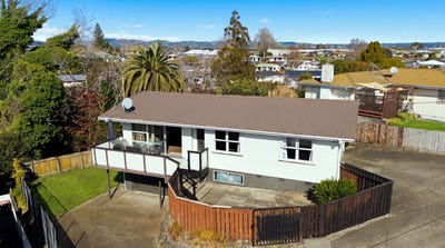 /international/nz/47-manson-street-gate-pa-bay-of-plenty-380119874987/