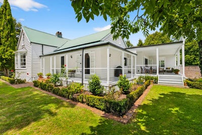 /international/nz/127a-access-road-kumeu-auckland-380119863187/