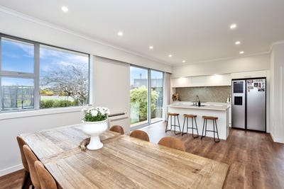/international/nz/12-cruickshank-crescent-rosedale-auckland-380119863916/