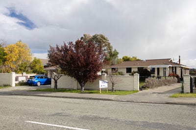 /international/nz/120-reservoir-road-oamaru-otago-380119874284/