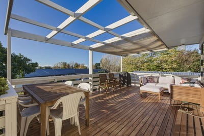 /international/nz/4-dowman-place-te-puke-bay-of-plenty-380119844492/