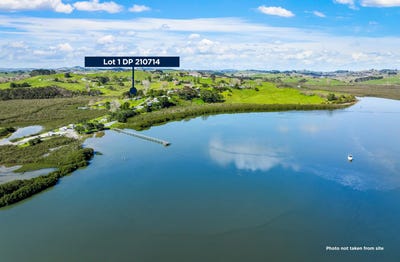 /international/nz/port-albert-wellsford-auckland-380119814056/
