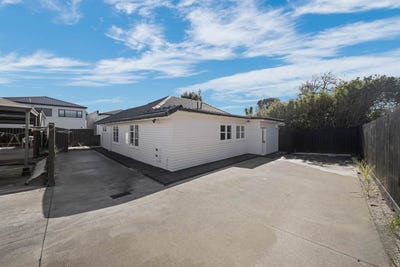 /international/nz/21b-pah-road-papatoetoe-auckland-380119963626/