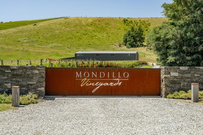 /international/nz/370-bendigo-loop-road-cromwell-central-otago-lakes-district-380119807725/