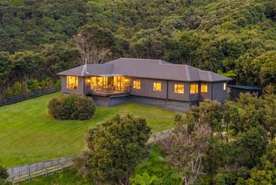 /international/nz/281-j-tolhopf-road-puhoi-auckland-380119817938/