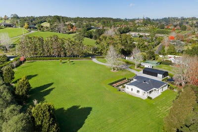 /international/nz/51-screen-road-coatesville-auckland-380119831914/