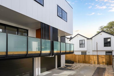 /international/nz/8-18-richardson-road-mount-albert-auckland-380119850369/