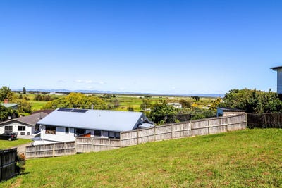 /international/nz/404d-parawai-road-thames-coromandel-380119847327/