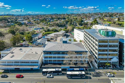 /international/nz/9-11-ratanui-street-henderson-auckland-380119878442/