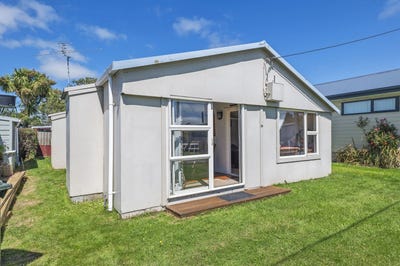 /international/nz/76-anderson-avenue-springston-canterbury-380119838366/