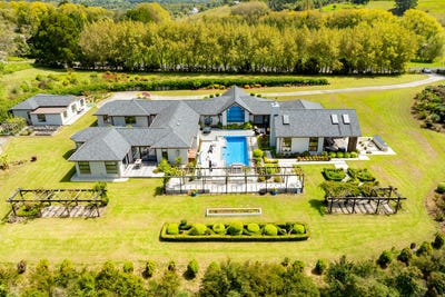 /international/nz/29-wilson-road-dairy-flat-auckland-380119824701/