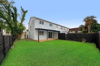 /international/nz/90c-beaumonts-way-manurewa-auckland-380119878007/