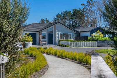 /international/nz/4-kete-lane-milldale-auckland-380120026075/