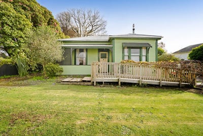 /international/nz/37-collingwood-street-eltham-taranaki-380119857234/