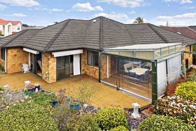 /international/nz/14-banshire-close-flat-bush-auckland-380119941238/