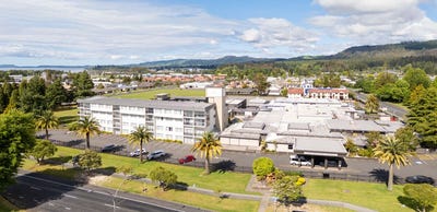 /international/nz/copthorne-hotel-2-ward-avenue-15-maida-vale-street-9-gibson-street-glenholme-bay-of-plenty-380119835177/
