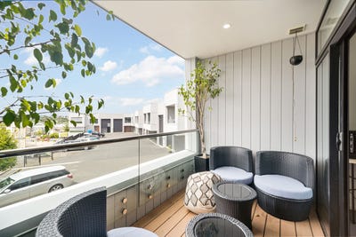 /international/nz/1-43-david-sidwell-place-stanmore-bay-auckland-380119859599/
