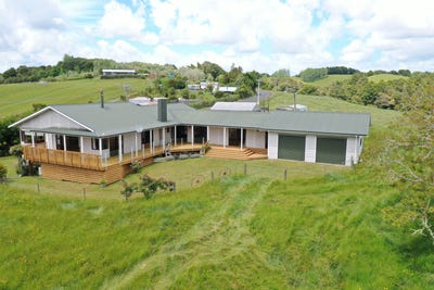 /international/nz/3660-highway-22-huntly-waikato-380119855528/