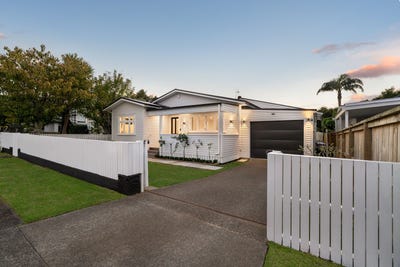 /international/nz/7-huntingtree-avenue-sandringham-auckland-380119940085/