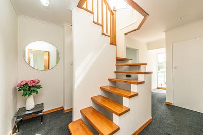 /international/nz/7-tower-crescent-durie-hill-manawatu-whanganui-380120026068/