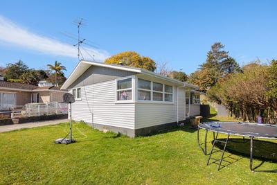 /international/nz/29-winter-street-mangapapa-gisborne-380119882407/