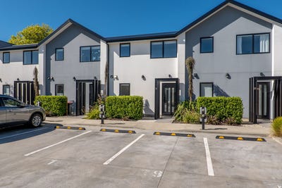 /international/nz/15-25-hargest-crescent-sydenham-canterbury-380119983833/