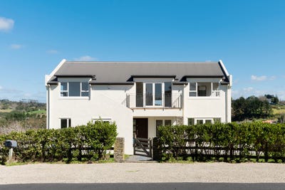 /international/nz/56-whites-road-whitford-auckland-380119942270/