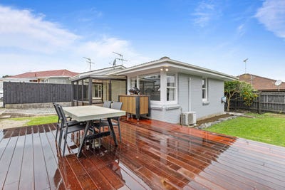 /international/nz/3-73-howe-street-howick-auckland-380119882979/