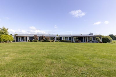 /international/nz/50a-richmond-road-waitara-taranaki-380119811305/