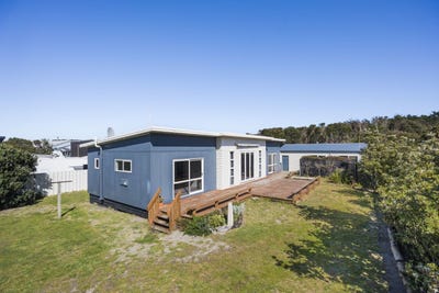 /international/nz/44-hunia-terrace-himatangi-beach-manawatu-whanganui-380120025943/