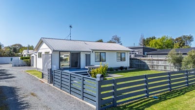 /international/nz/13-esther-street-martinborough-wairarapa-380120024875/