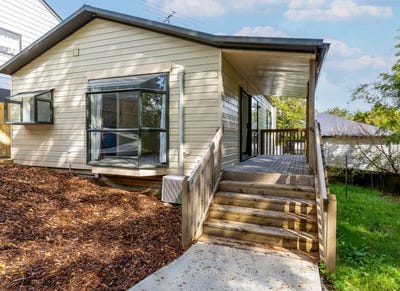 /international/nz/15a-kellett-road-ranui-auckland-380119874998/