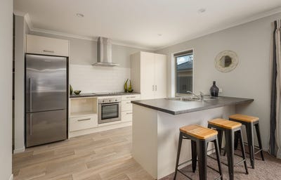 /international/nz/woodend-canterbury-380119845953/