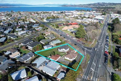 /international/nz/137-spa-road-99-kaimanawa-street-taupo-central-north-island-380119828591/