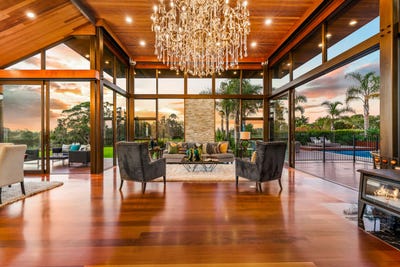 /international/nz/49-durey-road-dairy-flat-auckland-380119879751/