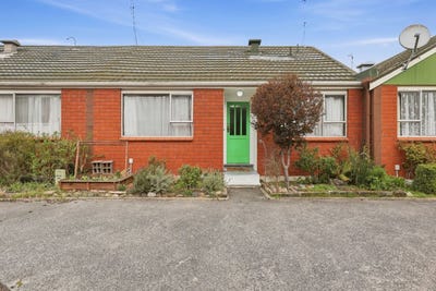 /international/nz/57c-north-road-north-east-valley-otago-380120076911/