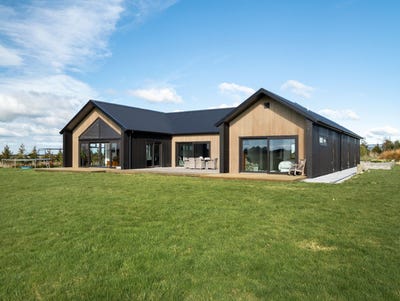 /international/nz/470-clinton-highway-balclutha-otago-380119854854/
