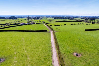 /international/nz/539-kent-road-korito-taranaki-380119851897/