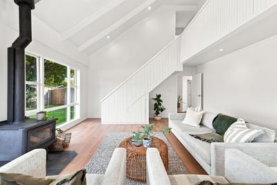 /international/nz/96a-racecourse-road-waiuku-auckland-380119941293/