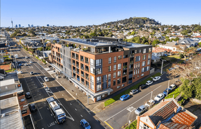 /international/nz/428-dominion-road-mount-eden-auckland-380119857710/