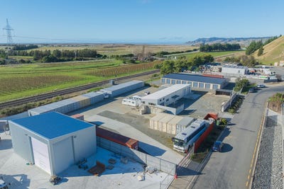 /international/nz/6-chandler-close-riverlands-marlborough-380119847556/