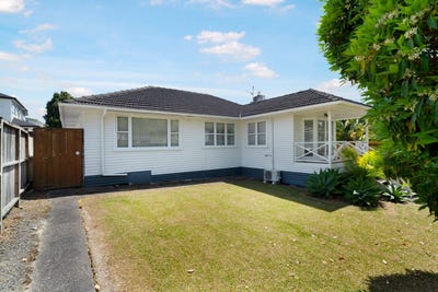 /international/nz/16-coniston-avenue-te-atatu-south-auckland-380120117484/