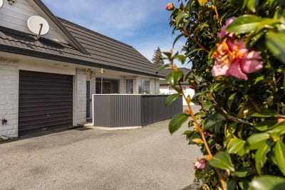 /international/nz/4-76-seymour-street-blenheim-central-marlborough-380119874725/