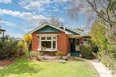/international/nz/55-english-avenue-mornington-otago-380120076977/