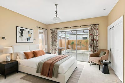 /international/nz/38-matilda-street-seaview-canterbury-380119941365/