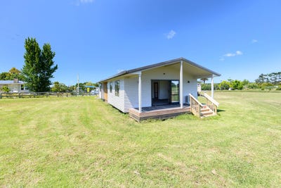 /international/nz/1514-run-road-tapora-auckland-380119847219/