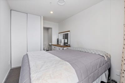 /international/nz/606-17-amersham-way-manukau-auckland-380120000394/