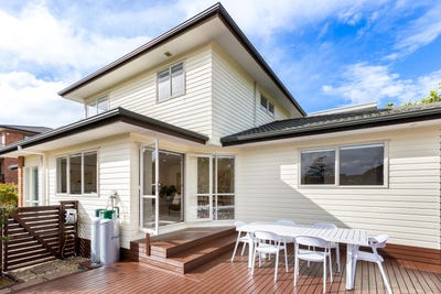 /international/nz/30d-derwent-crescent-titirangi-auckland-380119963238/